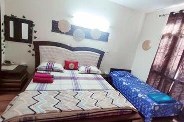 مبيت وإفطار Exclusive Floor On Manali Expressway For Family