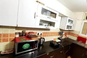 مبيت وإفطار Exclusive Floor On Manali Expressway For Family