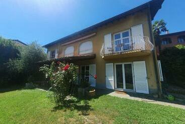 צימר Golden Hill   Big Rooms With Kitchen And Garden