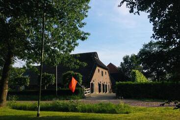 住宿加早餐  Onder De Appelboom