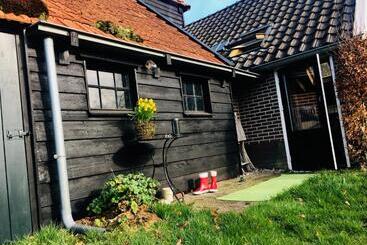 住宿加早餐 Onder De Appelboom