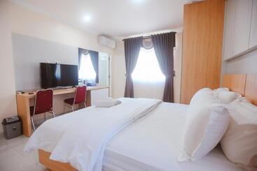 Chrysant Hotel & Resort