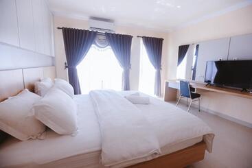 Chrysant Hotel & Resort