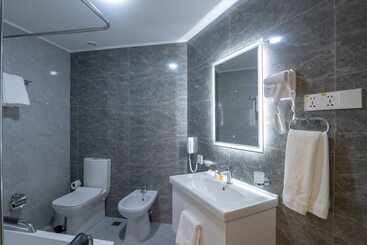 Garnet Hotel Tashkent