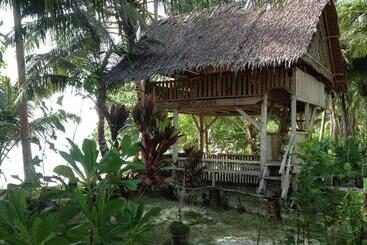 هتل Masokut Surf Camp Siberut Mentawai Surfing Barrels