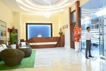 هتل Panglao Alona Suites