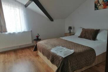 بنسيون Casa Gramy