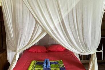 پانسیون Gibran Guest House