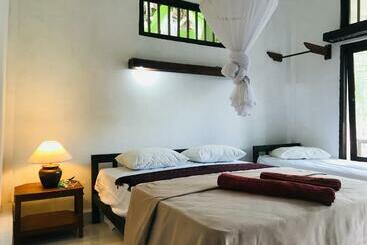 پانسیون Joseph Guest House
