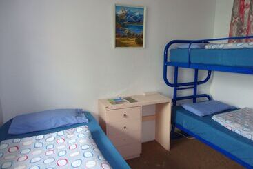 42b College House   Hostel