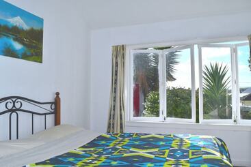 42b College House   Hostel