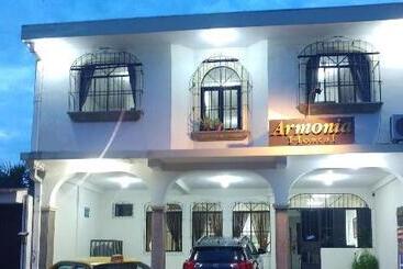 Armonia Hostal
