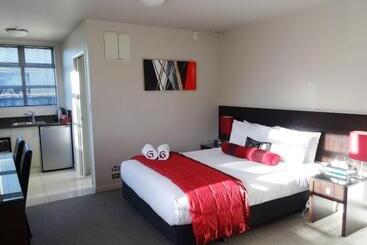 Dunedin Palms Motel