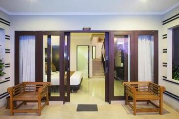 Flamingo Dewata Suite