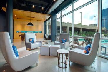 هتل Aloft Oklahoma City Downtown – Bricktown