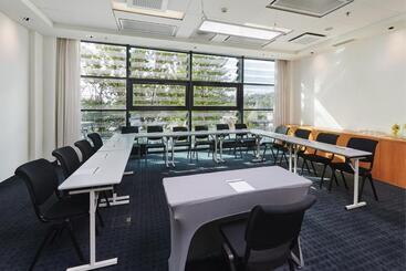 هتل Courtyard By Marriott Gdynia Waterfront