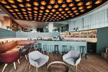 هتل Courtyard By Marriott Gdynia Waterfront