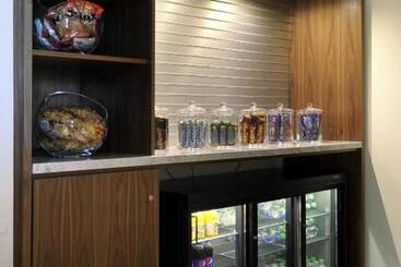 هتل Courtyard By Marriott Gdynia Waterfront
