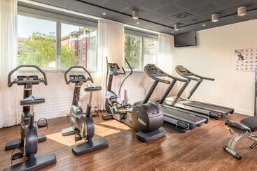هتل Essential By Dorint Stuttgart/airport
