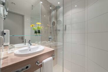 هتل Essential By Dorint Stuttgart/airport
