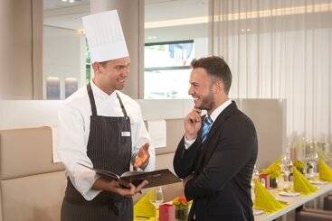 هتل Essential By Dorint Stuttgart/airport