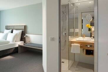 هتل Essential By Dorint Stuttgart/airport