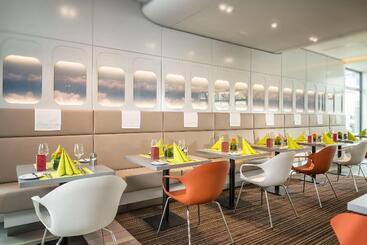 هتل Essential By Dorint Stuttgart/airport
