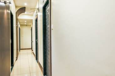 هتل Fabexpress Adore Inn Nr Mumbai International Airport