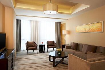 هتل Four Points By Sheraton Langfang, Gu An