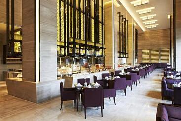 هتل Four Points By Sheraton Langfang, Gu An