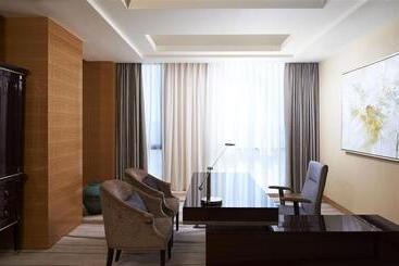هتل Four Points By Sheraton Langfang, Gu An