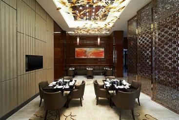 هتل Four Points By Sheraton Langfang, Gu An