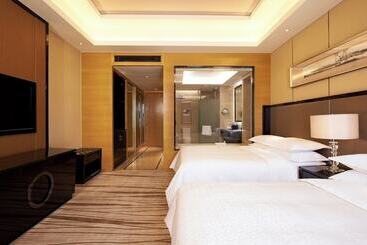 هتل Four Points By Sheraton Langfang, Gu An