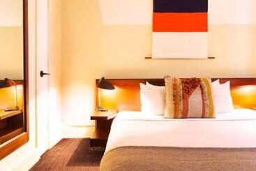 Hotel Freehand Chicago