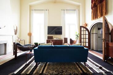 Hotel Freehand Chicago