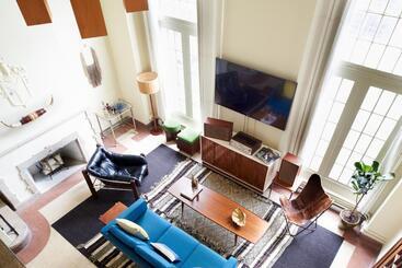 Hotel Freehand Chicago