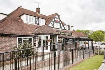هتل The Hampshire Hog