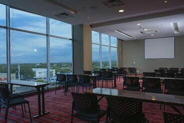 هتل Hampton By Hilton Valledupar