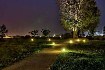 هتل Hilton Nay Pyi Taw