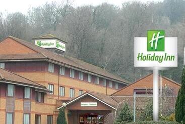 هتل Holiday Inn Cardiff  North M4