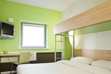 هتل Ibis Budget Birmingham Airport Terminal Building   Nec