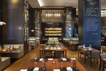 ホテル Jw Marriott Mumbai Sahar Airport