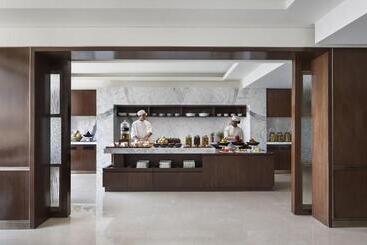 ホテル Jw Marriott Mumbai Sahar Airport