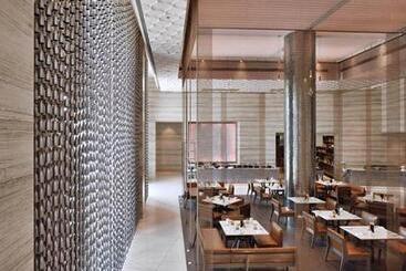 ホテル Jw Marriott Mumbai Sahar Airport