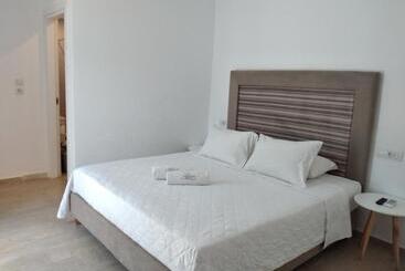 هتل Anamar Santorini