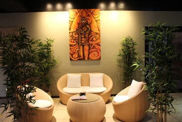 هتل Pacific Crown