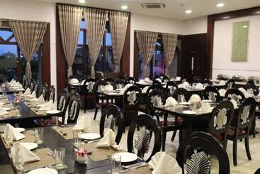 هتل Regenta Resort Bhuj, By Royal Orchid Limited
