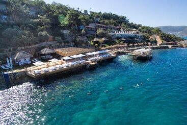 Sarpedor Boutique Hotel