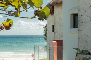 Tago Tulum By G Hotels