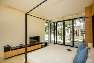 هتل The Anda Mani Khaolak Beachfront Villas